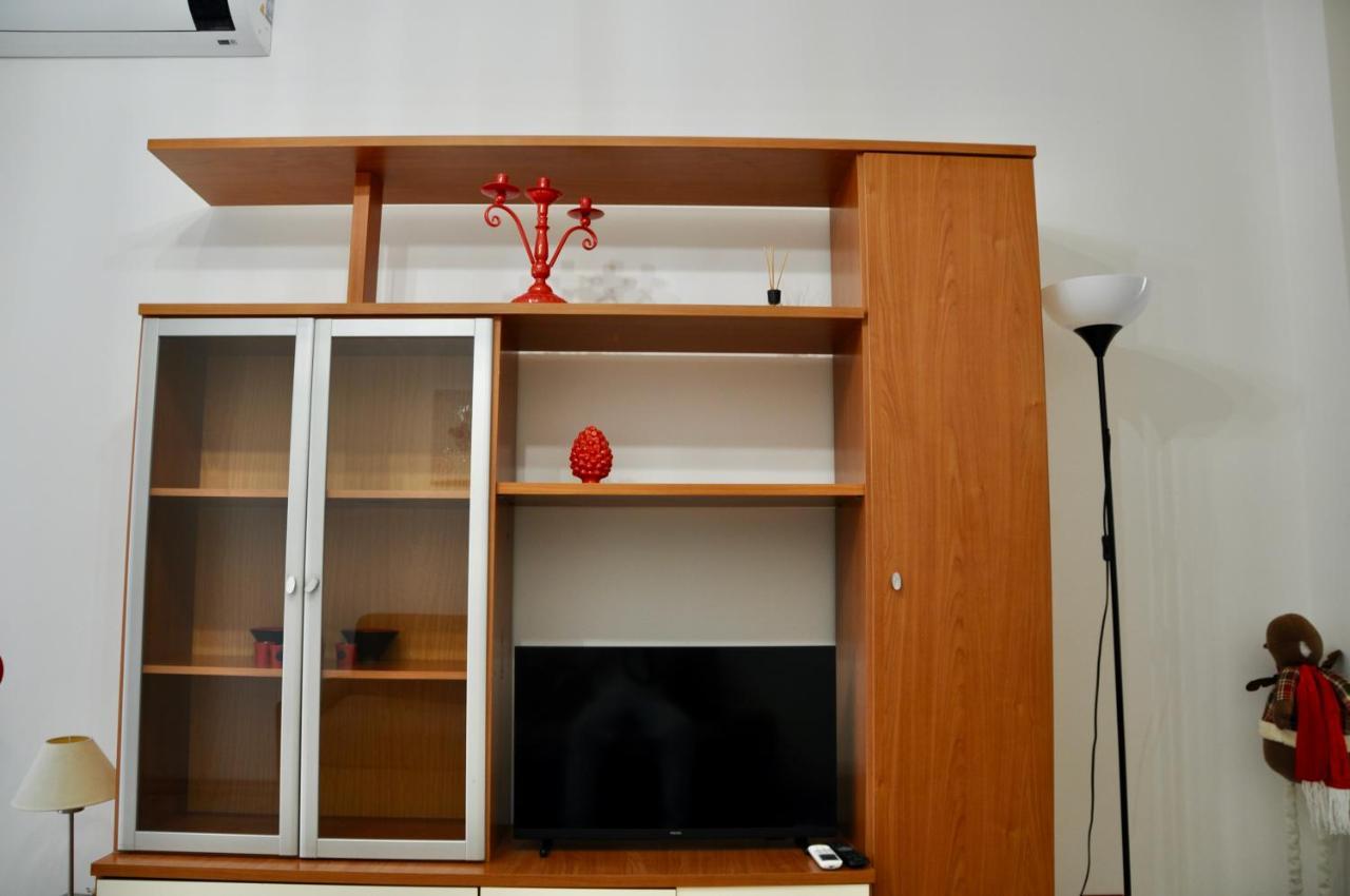 Apartament M.Aurelio Red Mediolan Zewnętrze zdjęcie
